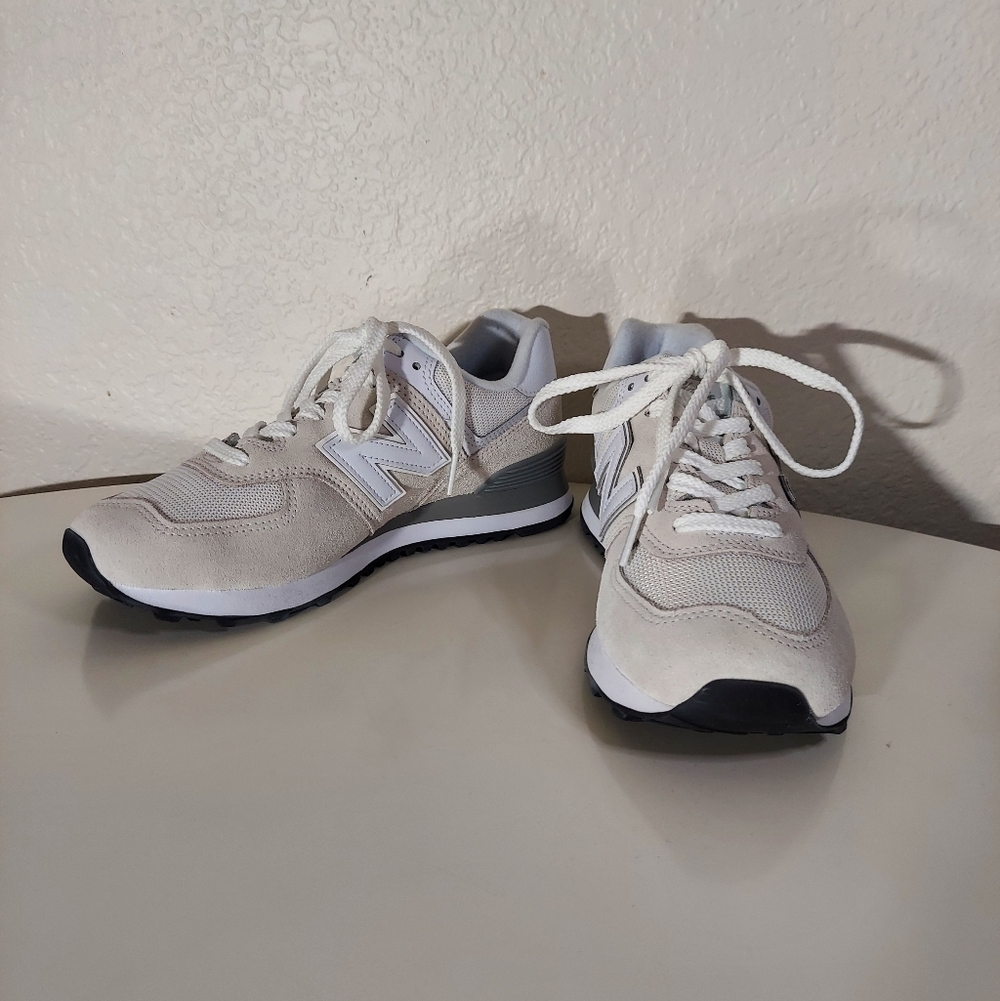 New Balance Classic 574 White/Bone Suede Casual Lace Up Sneakers WM Size US 9 - Picture 9 of 16
